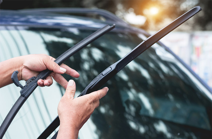  Kdaj je potrebno zamenjati metlice brisalcev?